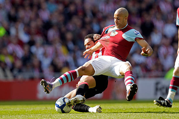 也反映出欧 也反映出欧